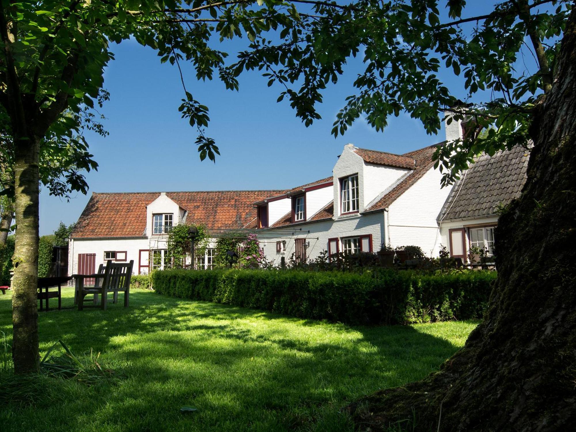 بروج B&B Pronkenburg المظهر الخارجي الصورة
