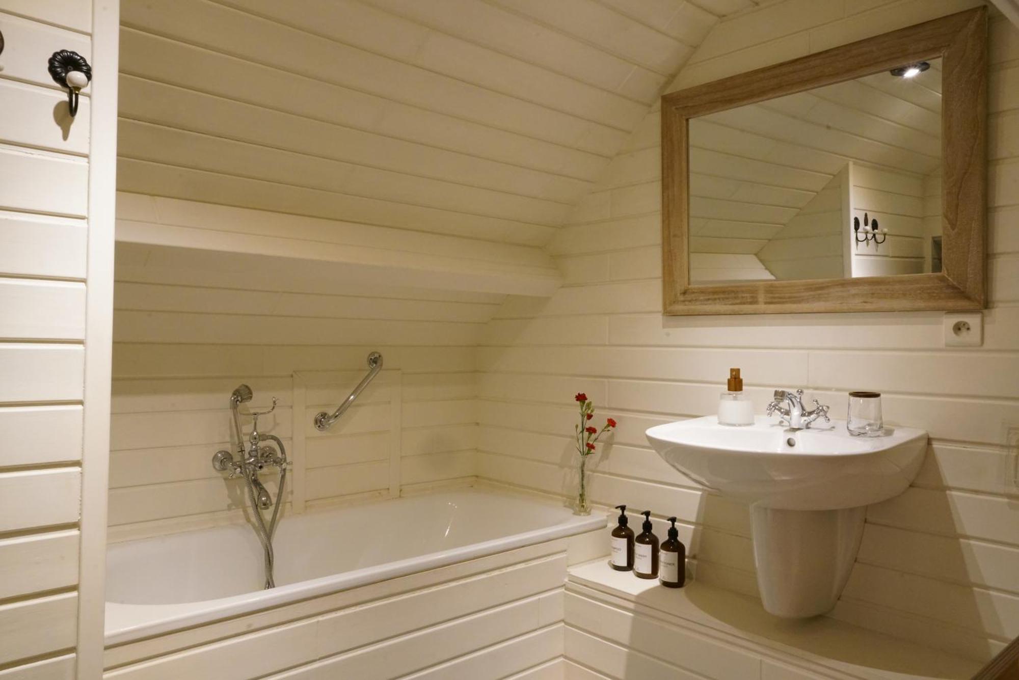 بروج B&B Pronkenburg المظهر الخارجي الصورة
