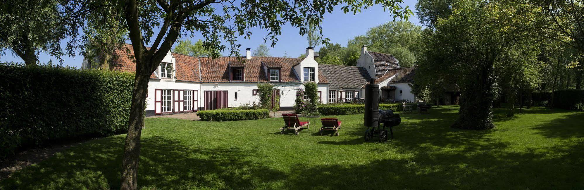 بروج B&B Pronkenburg المظهر الخارجي الصورة